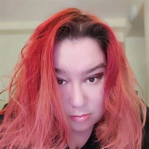 Kristina Kaminskaite Profiles