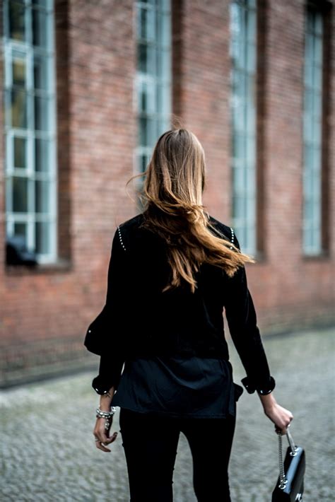 How to wear a studded leather jacket || Fashionblog Berlin