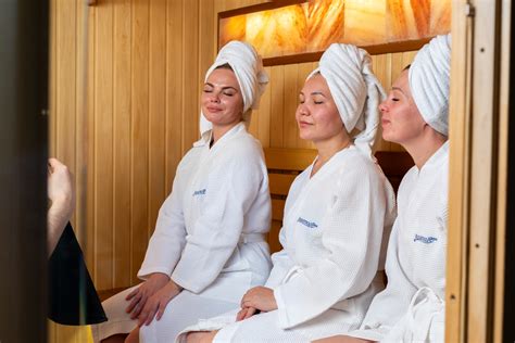 Стоимость посещения Аквазоны (бассейн) в Атлантида SPA от 280 руб./час