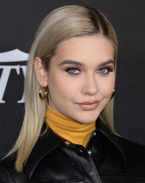 Amanda Steele – 2018 Variety Annual Power of Young Hollywood • CelebMafia