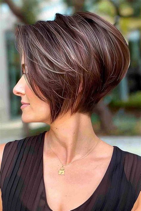 32 Stylish Long Pixie Bob Haircuts for a Unique Length and Style