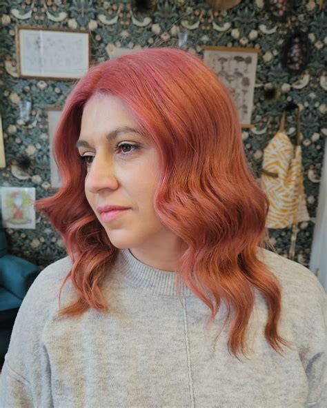Salon clients want rose gold hair hair dye for the summer 21