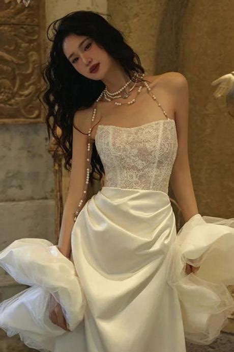 lace bodice bridal gown  flowing train  luulla