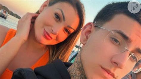 Natasha Steffens Dando O Cu - Foto: Natasha França Steffens comemora novo vídeo pornô com Andressa ...