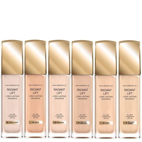 Max Factor Radiant Lift Foundation morgen in huis? - €8,95 - Haarspullen.nl