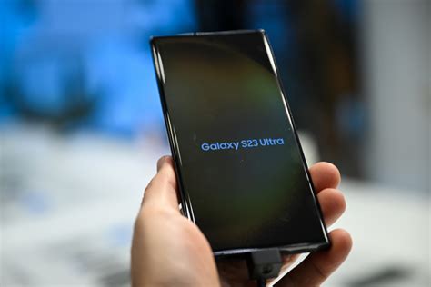 samsungs  phone  incredible