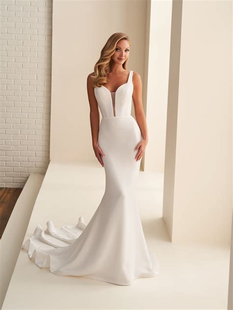 E2502 Vestido de Noiva Minimalista - Tutti Sposa