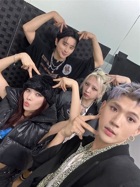 elli on Twitter