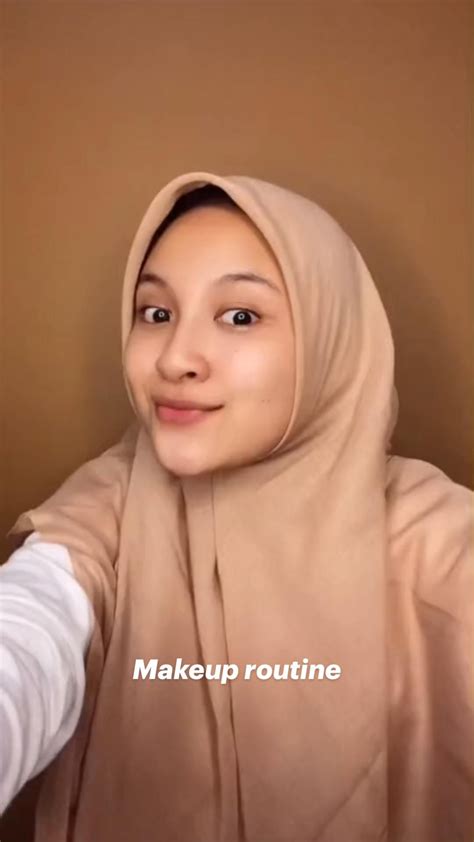 syazlin zainal free hair - Austin Wallace