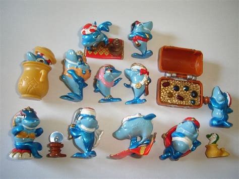 Kinder Surprise Set - Squalibaba Oriental Doplhins 1995 - Figures ...