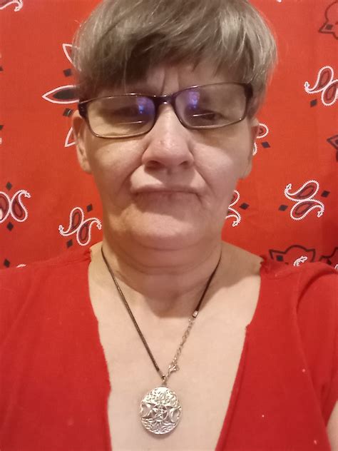 Donna Scott | FabOver40