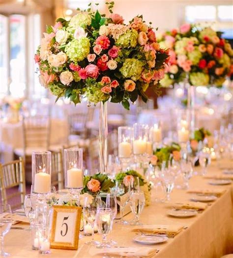 Elegant Flower Arrangements for a Stunning Table Decor
