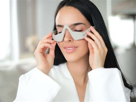 A Deep Dive Into Skincare: The Avinichi Noni Collection - The Value Place