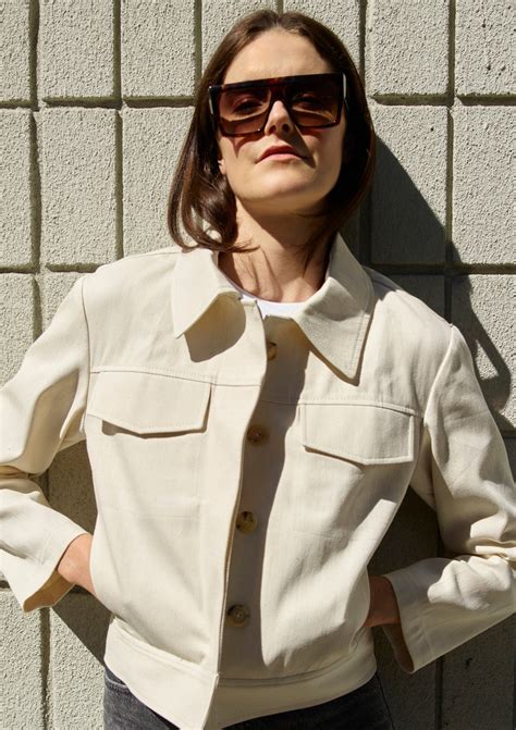 The Minimalist Essentials. Quiet Luxury for women – SERRANO