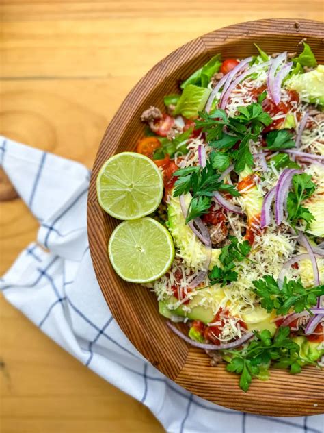 Healthy Taco Salad (Keto - 4g carbs) | Keto In Pearls