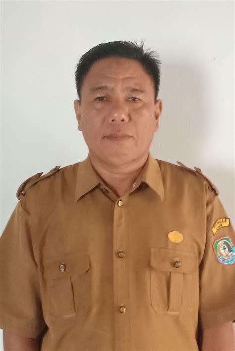 profil kepala desa kedataran