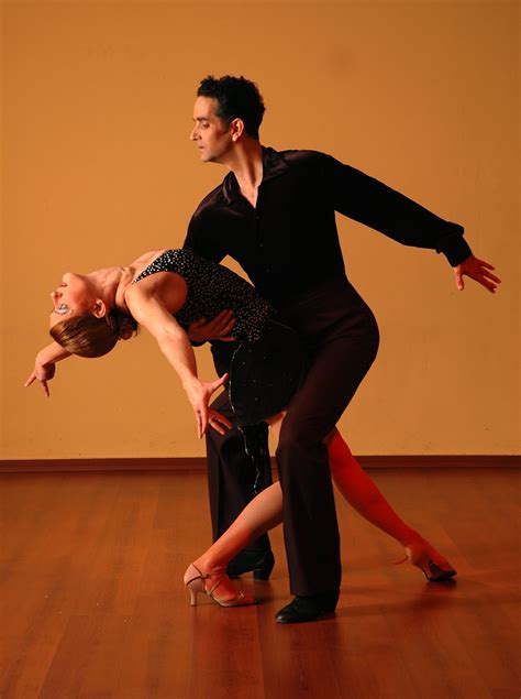 Free Dance Classes in Austin at Austin Uptown Dance