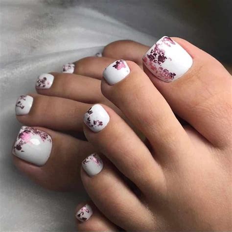 Uñas Blancas Para Los Pies | Moda y Estilo