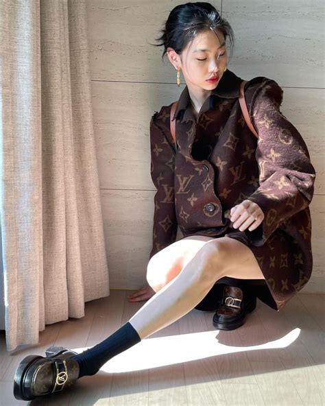 jung hoyeon feet - MasonAlta