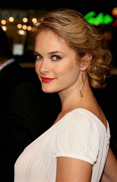 Rachel Blanchard summary | Film Actresses