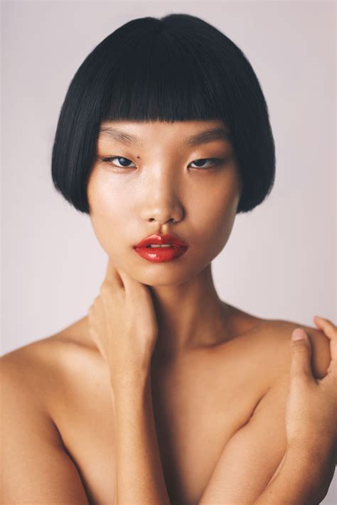 NAUN | Fashion | One Represents