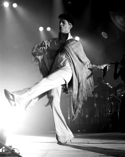 Pin by LAE on Prince performing | Prince tribute, Prince, Prince images