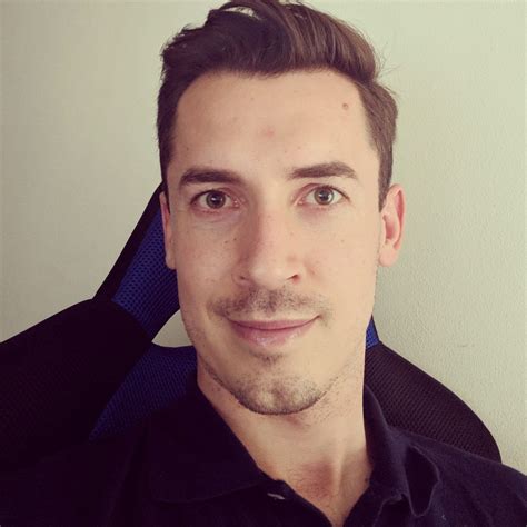 Goran Minov – Medium
