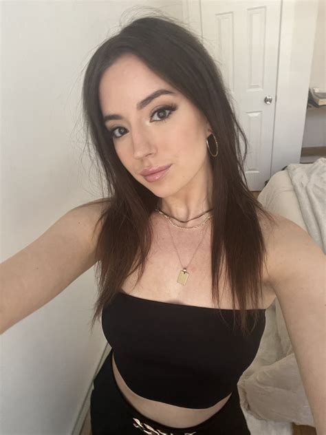 Ashley St. Clair on Twitter: "@heckyessica @Mermaid_in_USA im actually