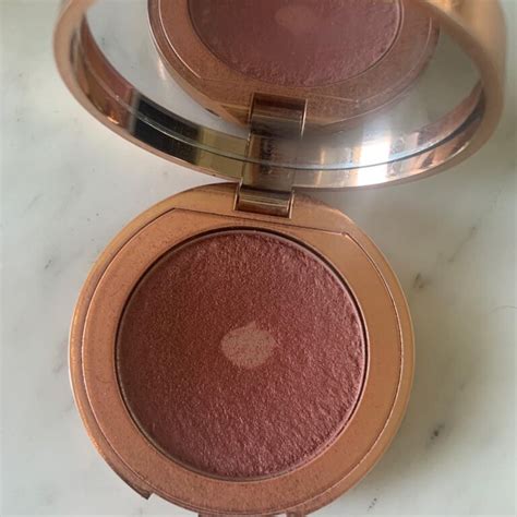 Canadian Beauty | By a Canadian, for everyone. | Page 3