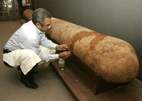 Largest cigar in the world : pics