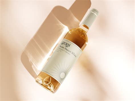 Wine logo & label/Логотип та етикетки для вина | Behance