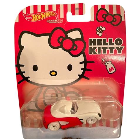 Hello Kitty Hot Wheels - 10