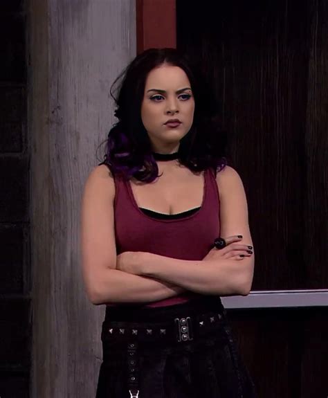 JADE WEST em 2025 | Elizabeth gilies, Jade west, Gótica