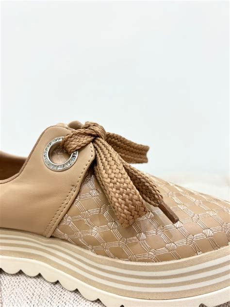 Comfortable Shoes & Socks for Every Day - KADOU BOUTIQUE - KADOU BOUTIQUE