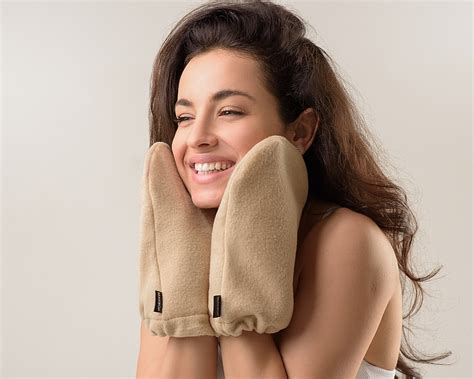 Makeup Thick Paraffin Wax Mitts Therapy Spa Beige - Козметични ръкавици ...