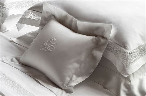 Luxury Bedding | Fine Linens | Frette