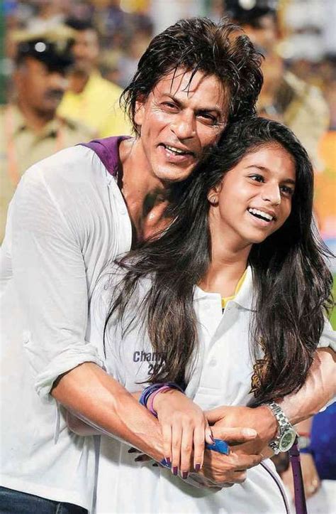 Suhana Khan to Study with Brother Aryan Khan in London? - Masala.com