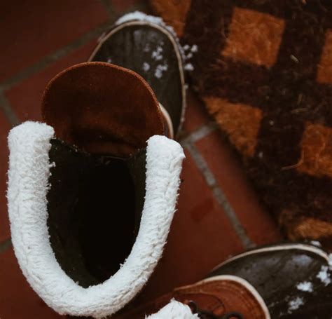 Dry, Cracked Heels? How Winter Weather Affects Your Feet and What To Do