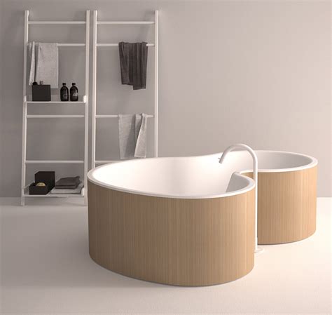 If It's Hip, It's Here (Archives): modern bathtubs