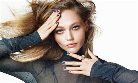 Sasha Pivovarova for H&M Beauty Fall Winter 2015