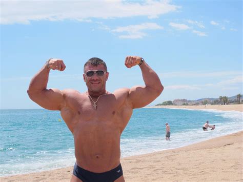 Muscle Lover: Strong daddy Sergey Udalyov from Russia