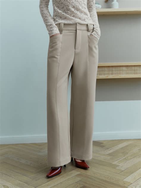 Однотонные брюки прямого кроя :: LICHI - Online fashion store