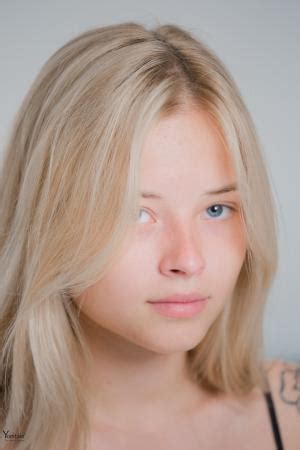 Bianca Bell - Mesmerizing Smile