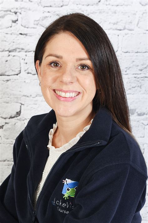 Hayley Davies's Instagram, Twitter & Facebook on IDCrawl