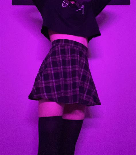 I love wearing thigh highs! 💕 : r/femboy