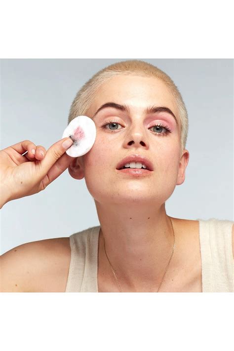 Skin | Micellar Rose Water Cleanse & Glow | Garnier