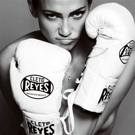 Cleto Reyes Official Professional Boxing Gloves » Petagadget