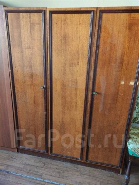Шкаф для одежды трехстворчатый, платяной б/у, mid century, СССР, массив ...