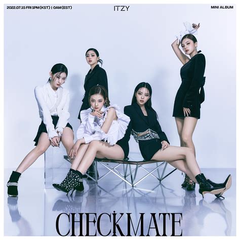 ITZY on Twitter: "𝐈𝐓𝐙𝐘 𝐂𝐎𝐍𝐂𝐄𝐏𝐓 𝐏𝐇𝐎𝐓𝐎 #𝟏 👑 ALBUM RELEASE 2022.7.15 FRI