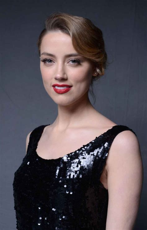 Amber Heard – The Art of Elysiums 7th Annual HEAVEN Gala Portraits by